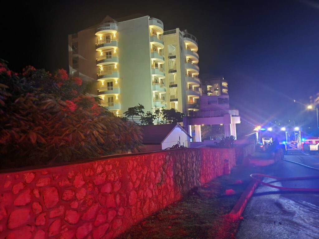 New Videos Photos Cupecoy St Maarten Fire