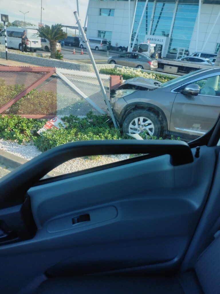 Accident PJIA Airport Dutch St Maarten 