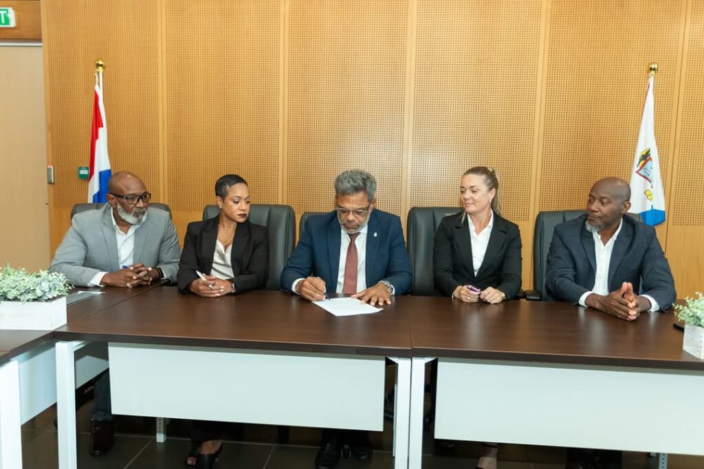 Prime Minister Dr. Luc Mercelina Signs Agreement to Launch Sint Maarten’s First Cell Broadcast Emergency Alert System