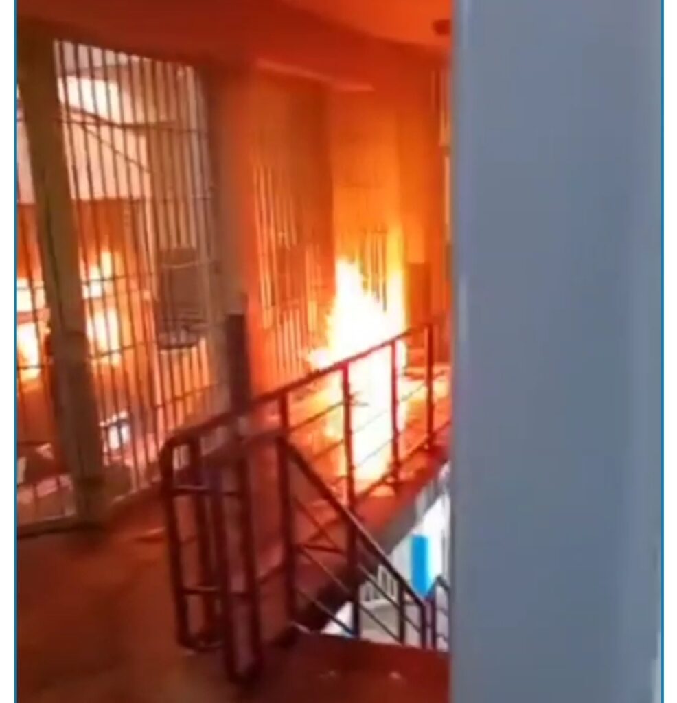 Video Riot Point Blanche St Maarten Prison Set Ablaze by Inmates