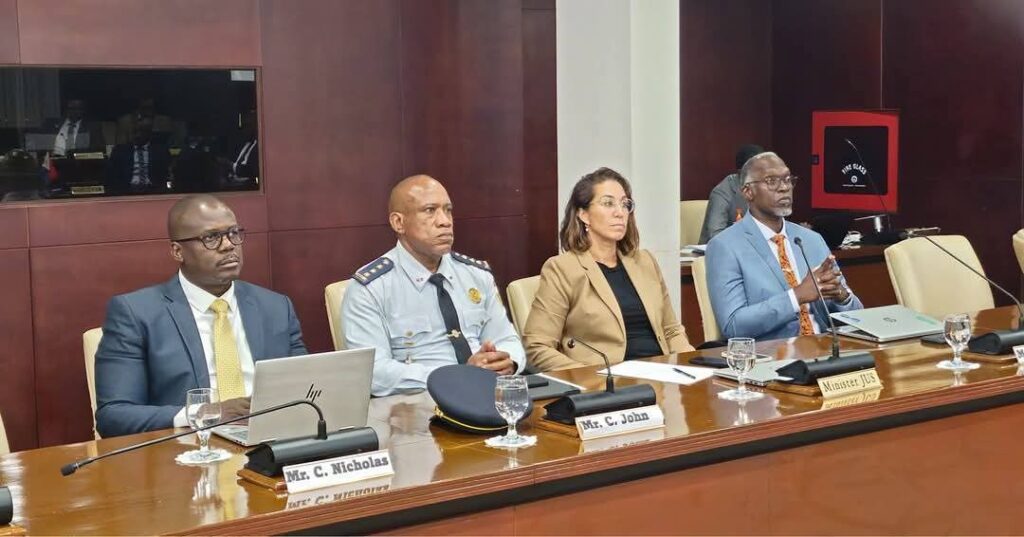Council sounds alarm over youth crime in Sint Maarten