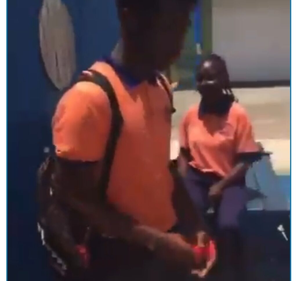 SHOCKING NEW VIDEO STUDENTS OUT OTHER STUDENT SOUTH REWARD ST MAARTEN