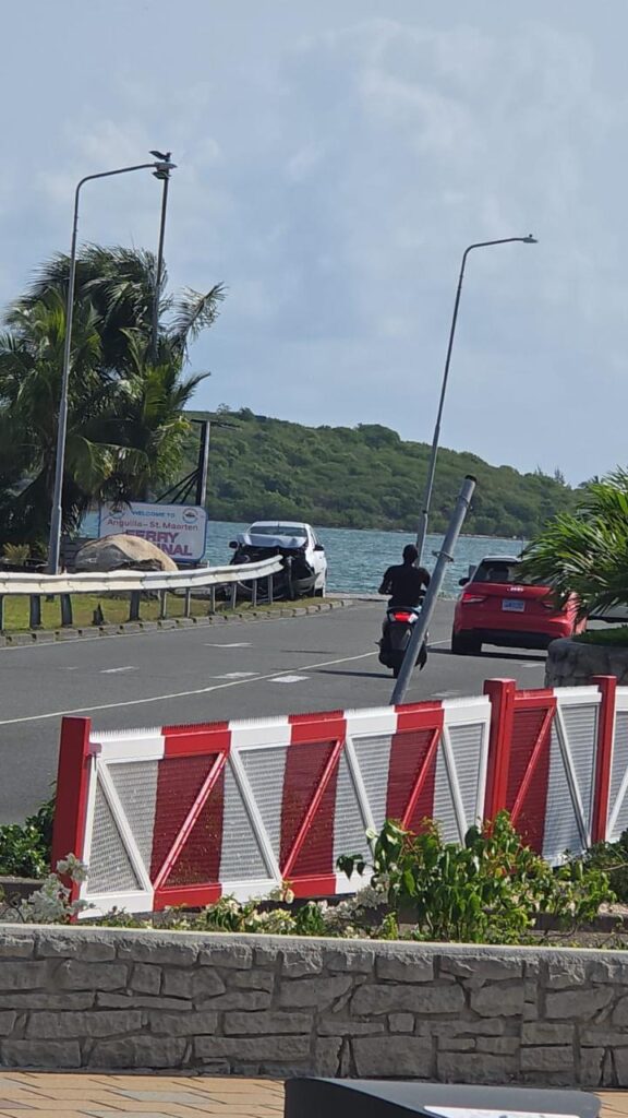 Update New Video Early morning Accident St Maarten